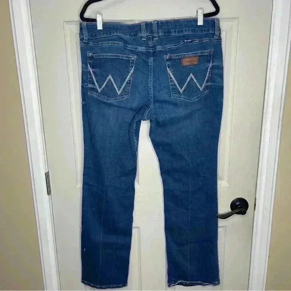 Wrangler Womens Retro Mae Bootcut Jeans - 1009MWZPV Sz 17x32 - Picture 2 of 14